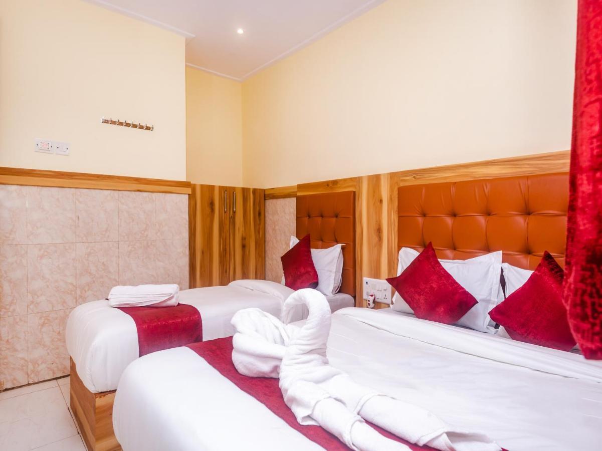 Aman Hotel Near Cst Mumbai Bagian luar foto