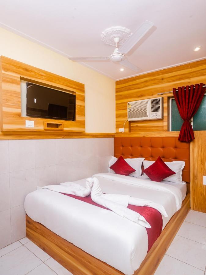 Aman Hotel Near Cst Mumbai Bagian luar foto